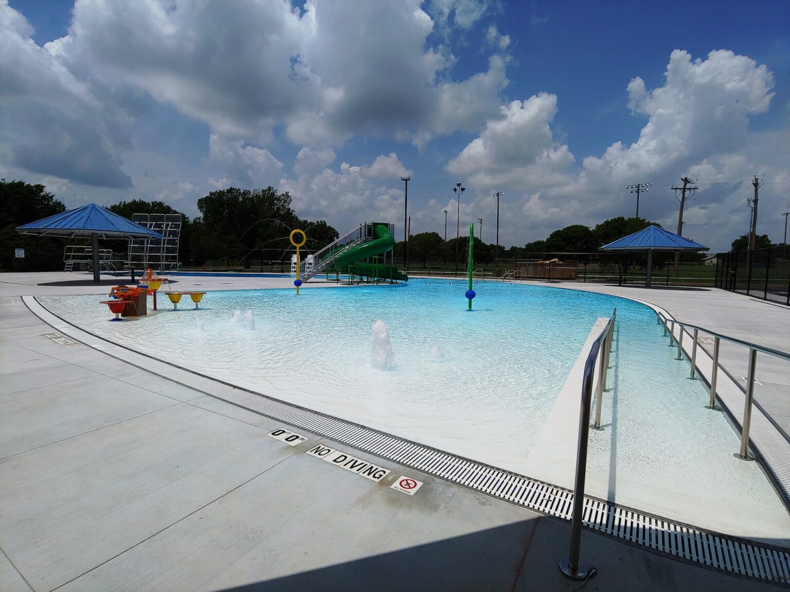 Lacy Park Pool Photos (11)